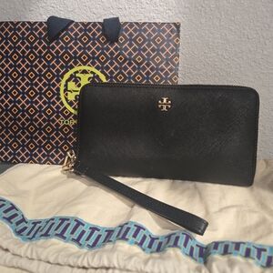 Tory Burch Black Wristlet Wallet